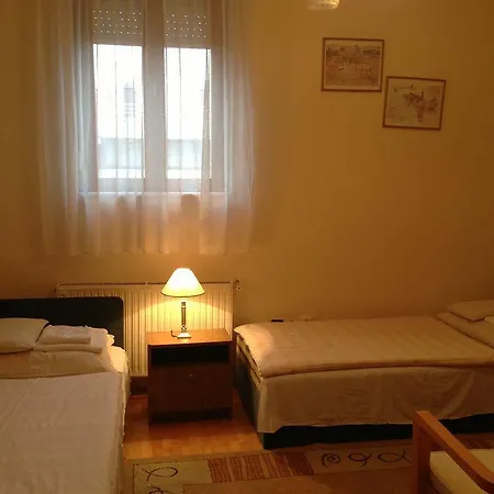 Bed & Breakfast City Center Heviz