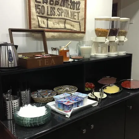 Bed & Breakfast City Center 2*